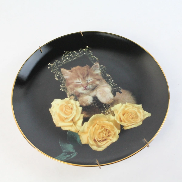 1993 Danbury Mint Coming Up Roses Pretty As A Picture Plate By Richard Stacks