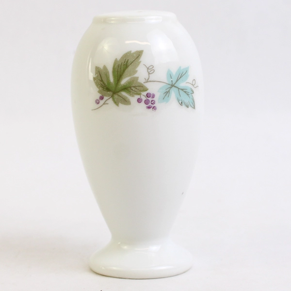 Vintage 1967 Fine China Of Japan Pepper Shaker Grape Cluster And Leaves