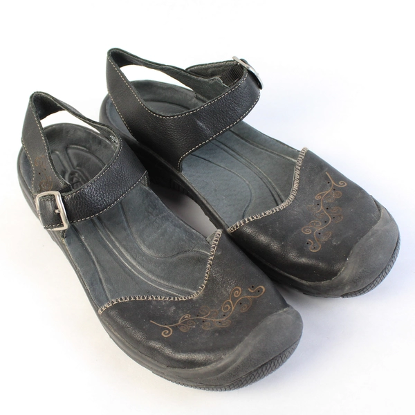 Keen Dark Black Leather Strappy Round Close Toe Shoes Rubber Sole US Size 7
