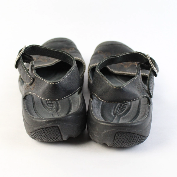 Keen Dark Black Leather Strappy Round Close Toe Shoes Rubber Sole US Size 7