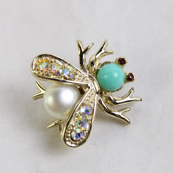 Vintage Gold Tone Pearl And Turquoise Fly Brooch