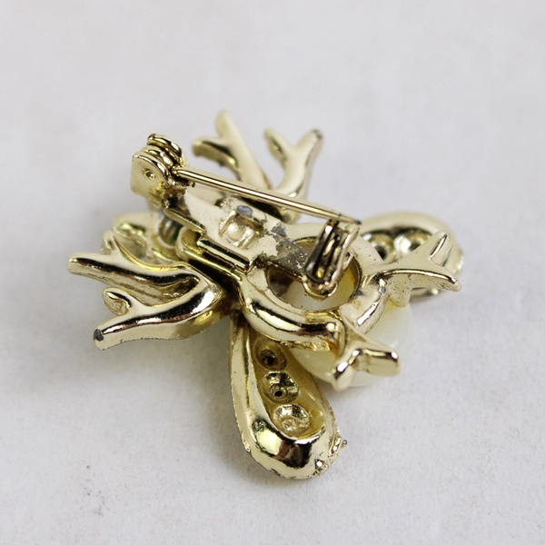Vintage Gold Tone Pearl And Turquoise Fly Brooch