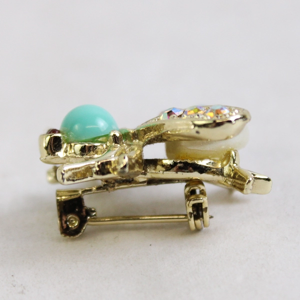 Vintage Gold Tone Pearl And Turquoise Fly Brooch