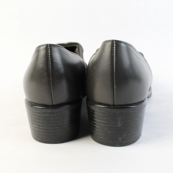 Munro American Dark Grey Stretchy Pump Round Toe Block Heel US Size 7.5M