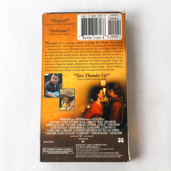 Chocolat 2000 VHS With Johnny Depp and Juliette Binoche Miramax 