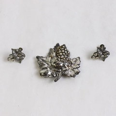 Vintage Jewel Art Sterling Grape Cluster Brooch With Screw Back Clip On Earrings