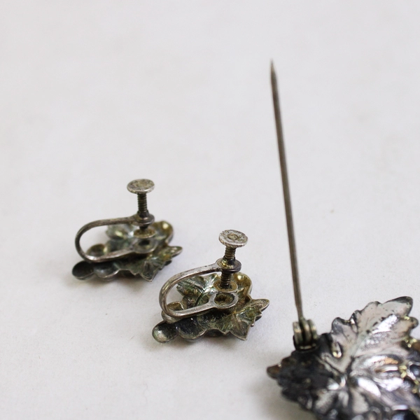 Vintage Jewel Art Sterling Grape Cluster Brooch With Screw Back Clip On Earrings