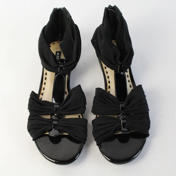 Alex Marie Black Leather/Fabric Strappy Dressy Sandal Almond Women Size 7.5M