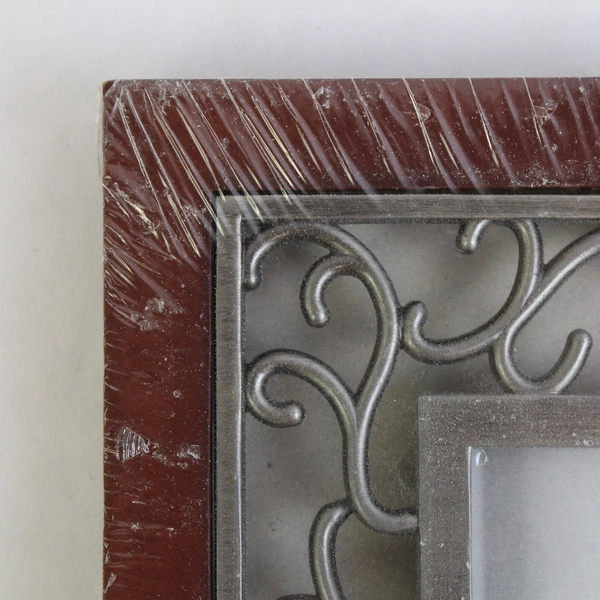 Metal & Wooden Frame for 4"x6" Photo with Friends Monogram on 