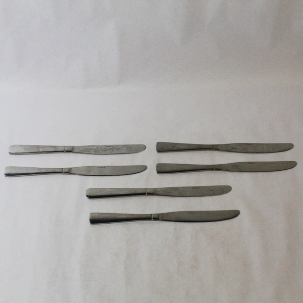 Lot of 6 Oneida Avery 10" Stainless Steel Dinner Knives - Pre-Owned Flatware