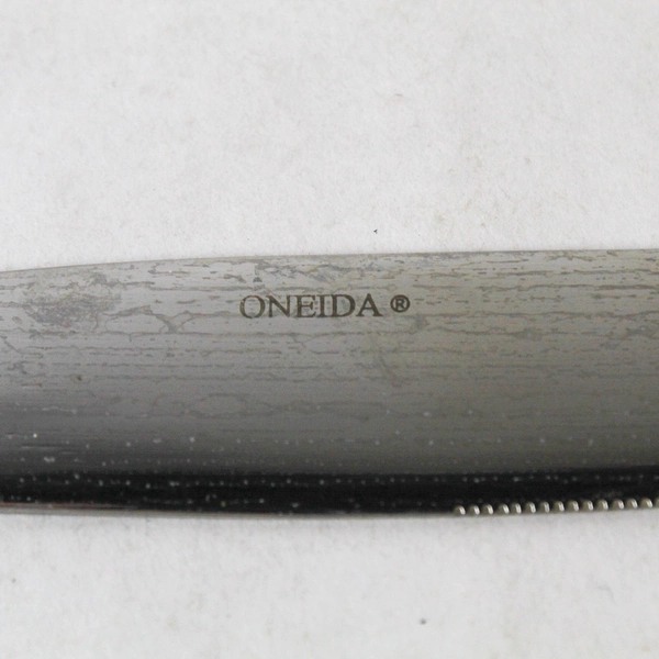 Lot of 6 Oneida Avery 10" Stainless Steel Dinner Knives - Pre-Owned Flatware
