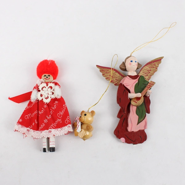 Lot of 7 Unbranded Kitschy Christmas Tree Ornaments Vintage Retro