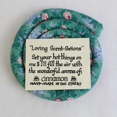 Vintage Loving Scent-Sations Cinnamon Scented Trivet Pot Holder 5.5"