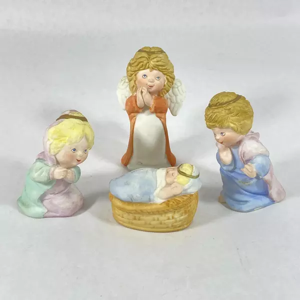 Vintage Set of 3 Ceramic Angel Figurines Praying Over Baby Jesus