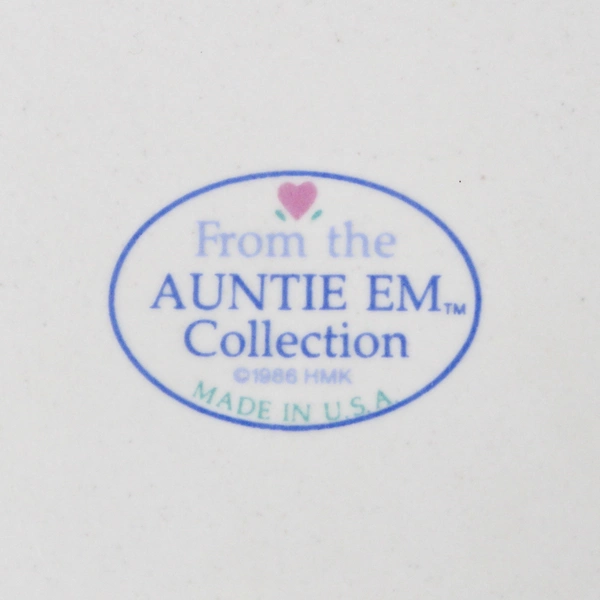Hallmark HMK Auntie Em Collection Round Ceramic Trivet Floral Basket 1986