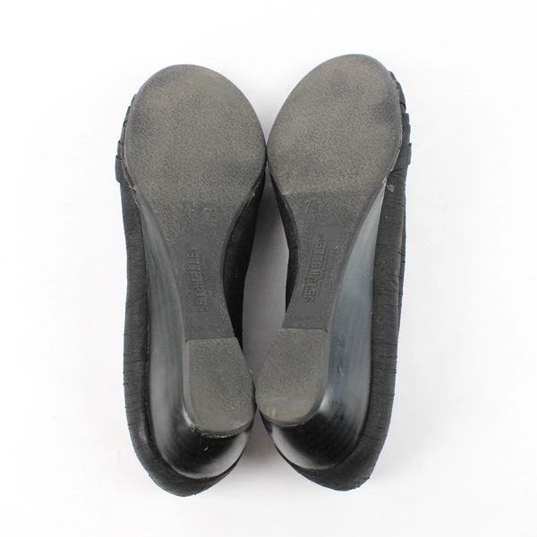 Seychelles Oasis Low Wedge Heel Shoe Women's 7.5 Black Formal