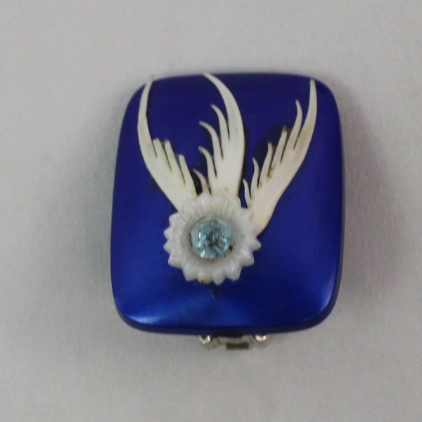 Vtg Rectangular Blue Plastic Clip On Earrings White Feathers Blue Rhinestone