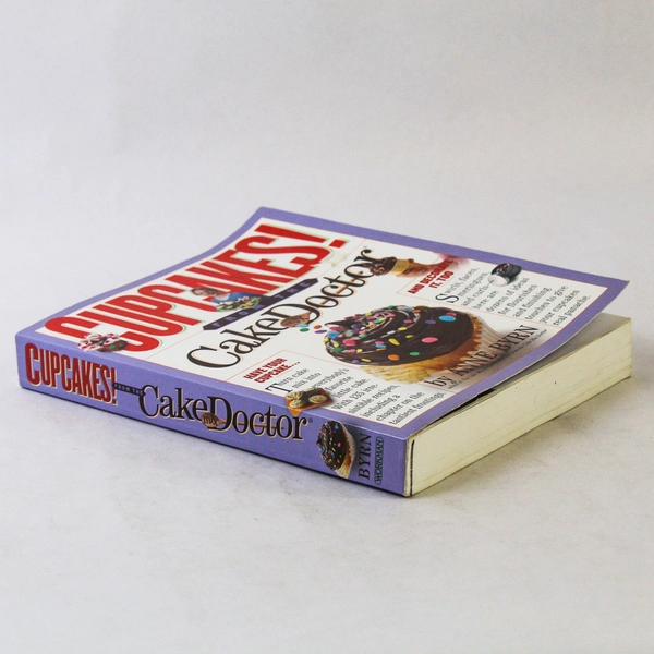 Cupcakes! From the Cake Mix Doctor By Anne Byrn 2005 Workman Publishing PB