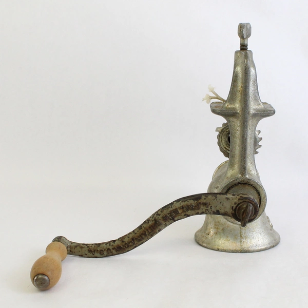 Vintage Universal No. 2 Hand Crank Meat Grinder 3 Blades