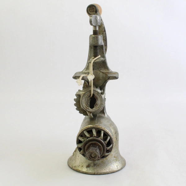 Vintage Universal No. 2 Hand Crank Meat Grinder 3 Blades