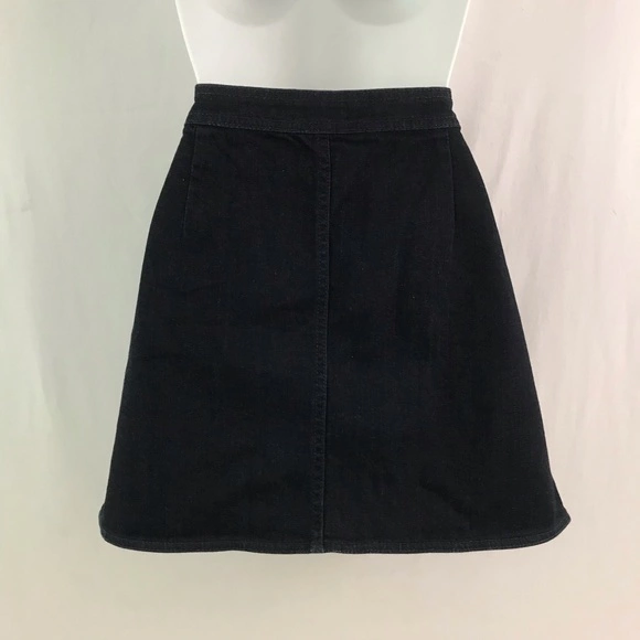 Hinge Dark Wash Denim Mini Skirt Women's Size S Button Front Very Good