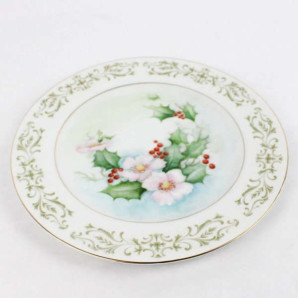 Allegro Fine China Holly Berry Plate Gold Trim 10.25" Diameter Decorative