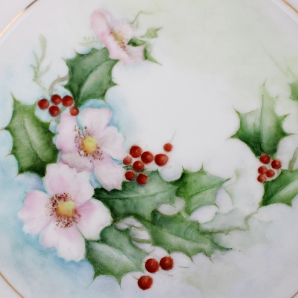 Allegro Fine China Holly Berry Plate Gold Trim 10.25" Diameter Decorative
