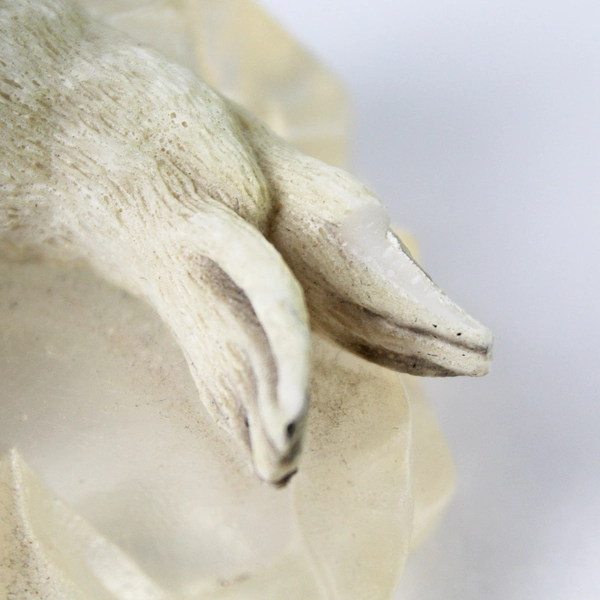 Vintage Seal Lion Caves Lucite Base Resin Figurine Seals On Ice 