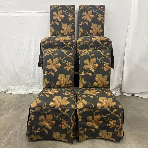 Designmaster Skirted Parsons Dining Chair with Button and Bow back (Set of 4)