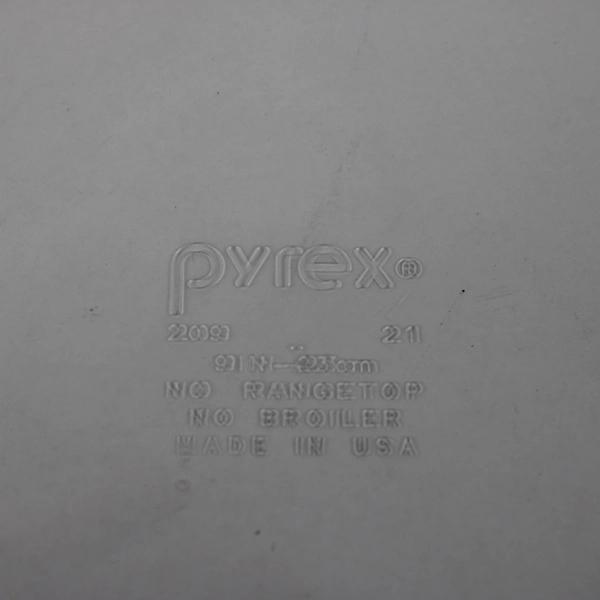 Lot of 2 Vintage Pyrex 209 Pie Plate Dishes Clear Glass 9in