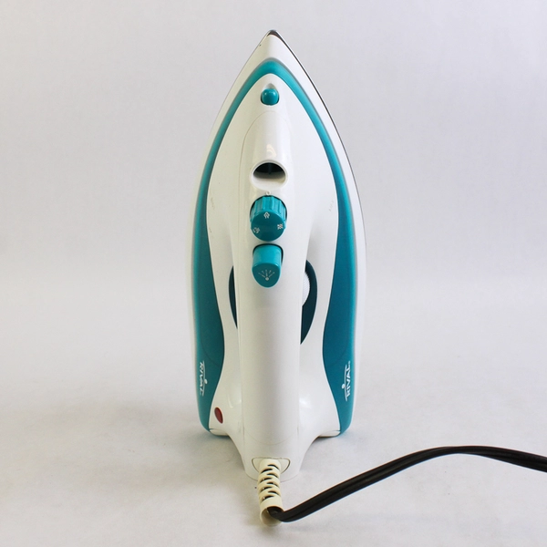 Rival Plug-In Electric Steam and Dry Iron Model IR600 White & Teal