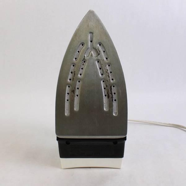 Hamilton Beach Proctor Silex Corded Electric Iron Model 17400Y