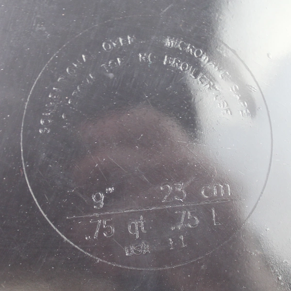 Unmarked 9" 0.75 Qt Clear Glass Pie Plate Bakeware