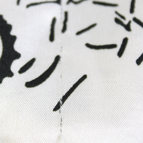 Charlotte Russe Stretch Black and White Floral Patterned Top Women's Size Large