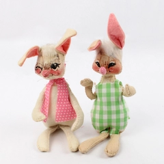 Lot of 2 Annalee Mobilitee Brown And White Easter Rabbits Dated 1971