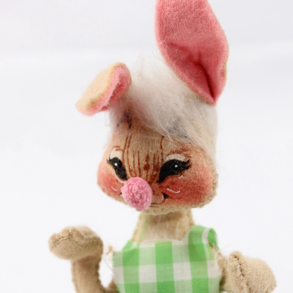 Lot of 2 Annalee Mobilitee Brown And White Easter Rabbits Dated 1971