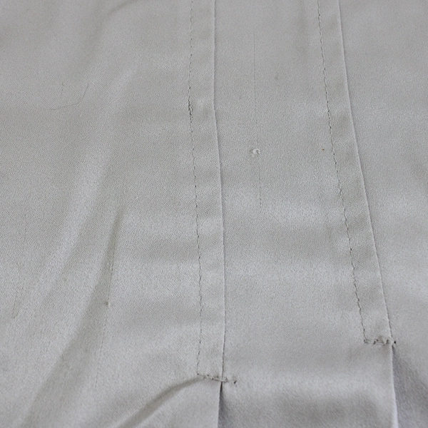 East 5th Beige Long-Sleeved Pleated Blouse Women's Size Large Flawed