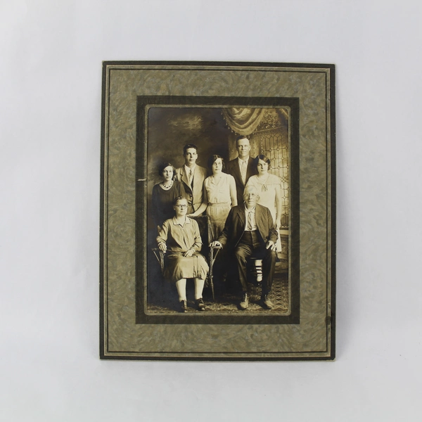 Vintage Olan Mills Family Photograph 5x7 Matted - Distinctive Collectible