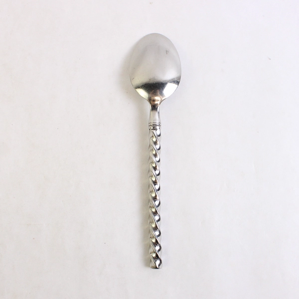 Hampton Silversmiths Brade Glossy 7 7/8" Place Oval Spoon 18/10 Stainless