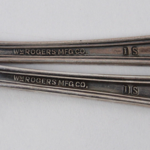 Vintage Set of 2 WM Rogers International Silver Legion Silverplate Jelly Servers