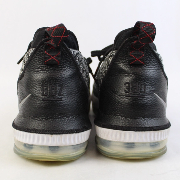 Nike Lebron BBZ 330 Basket Ball Sneakers Shoes Black White Men's Size 13