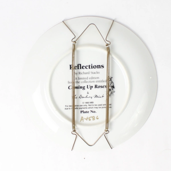 1993 Danbury Mint Coming Up Roses Reflections Cat Plate By Richard Stacks  