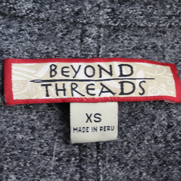 Beyond Threads Gray Alpaca Wool Overcoat Women's XS Made in Peru
