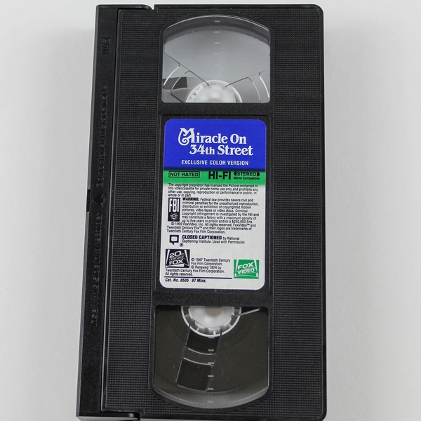 Miracle on 34th Street VHS 1993 Holiday Classic Color 20th Century Fox, Good