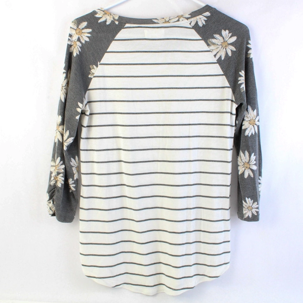 24/7 by Maurices Gray and White Striped Floral Shirt Women's XS