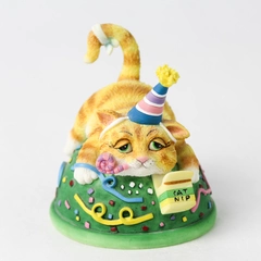 Danbury Mint Jan Cat of The Month New Years Day Figurine By Gary Patterson