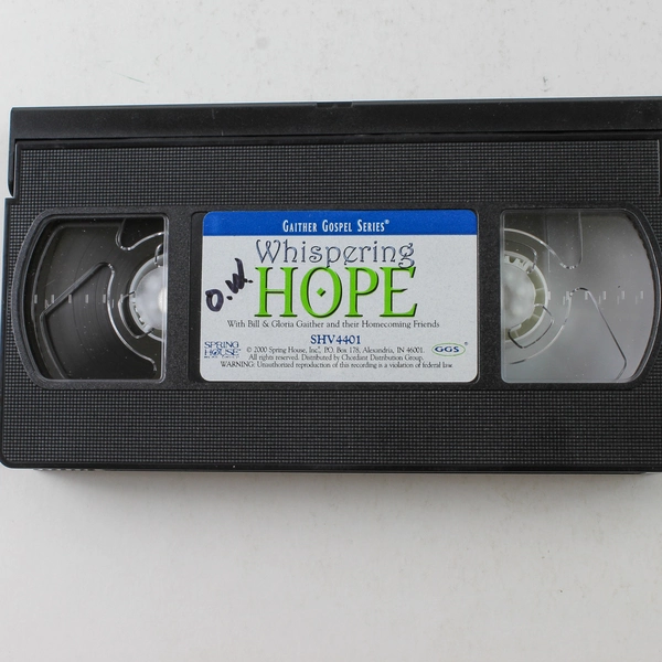 Whispering Hope VHS 2000 Bill & Gloria Gaither Gospel Music Homecoming
