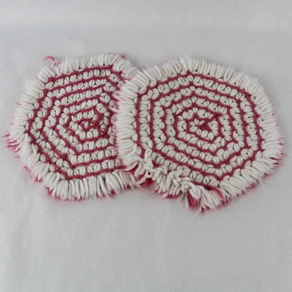 Set of 2 Pink & White Flower Yarn Pot Holders, 8" Diameter, Vintage Charm