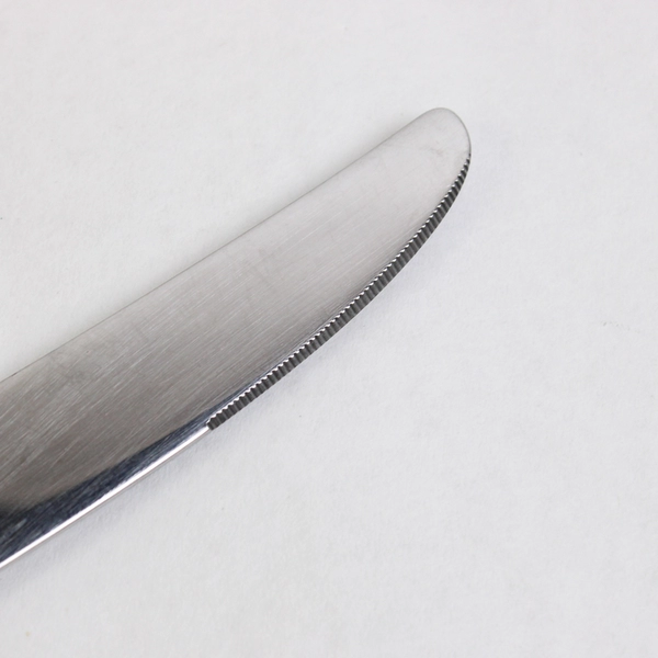 Lot of 5 Oneida Liberty's Light 9 1/8" Hollow Dinner Knives Stainless