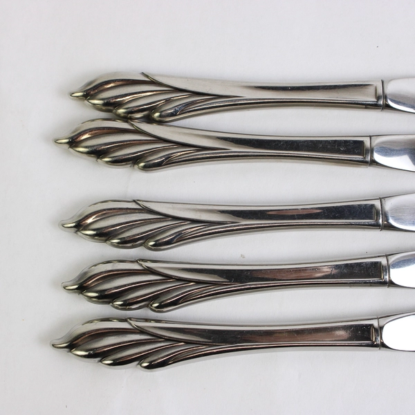 Lot of 5 Oneida Liberty's Light 9 1/8" Hollow Dinner Knives Stainless